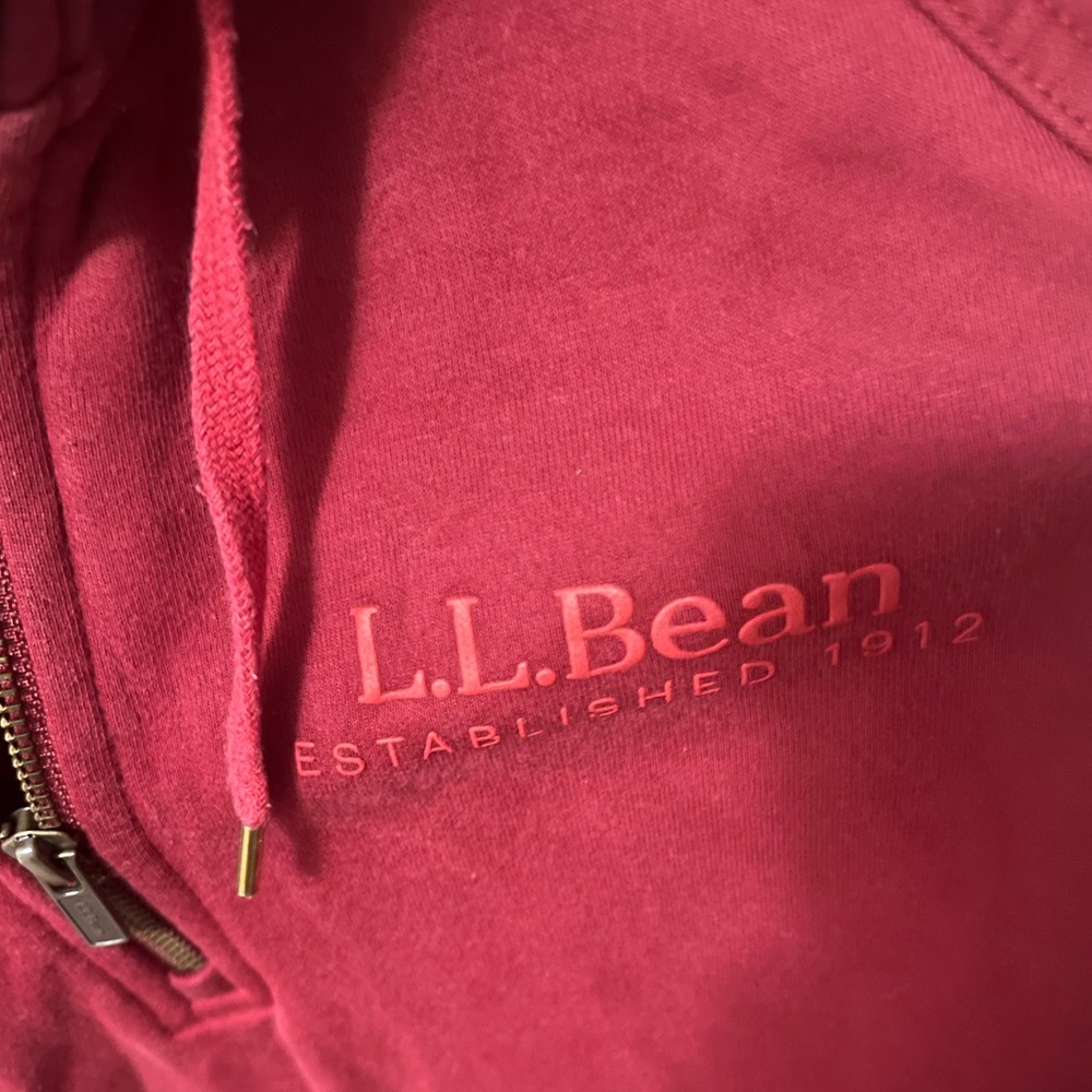L.L. Bean Women's Red Pullover Jacket - Picture 2 of 4
